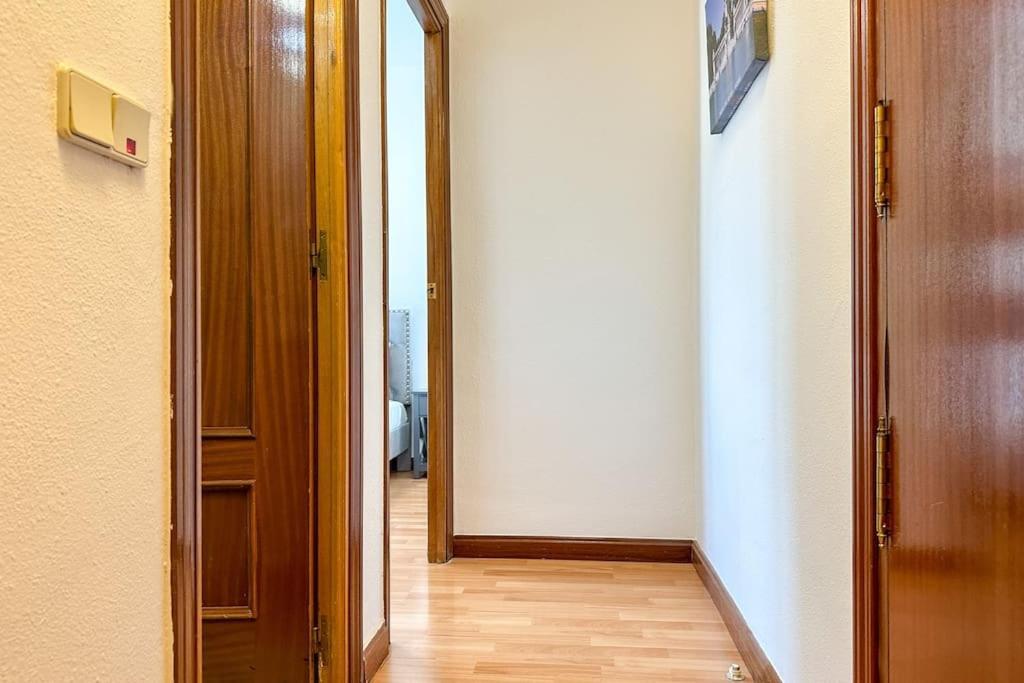 Luminoso Apartamento Turistico En Chamartin مدريد المظهر الخارجي الصورة
